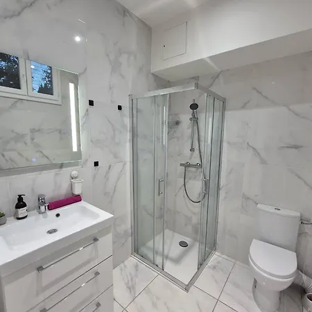 Renove Au Centre Διαμέρισμα